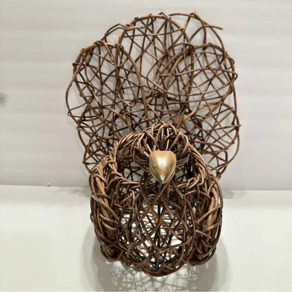 Woven Rattan Bird Turkey Basket Large Holiday Farmhouse‎ Farm Ranch